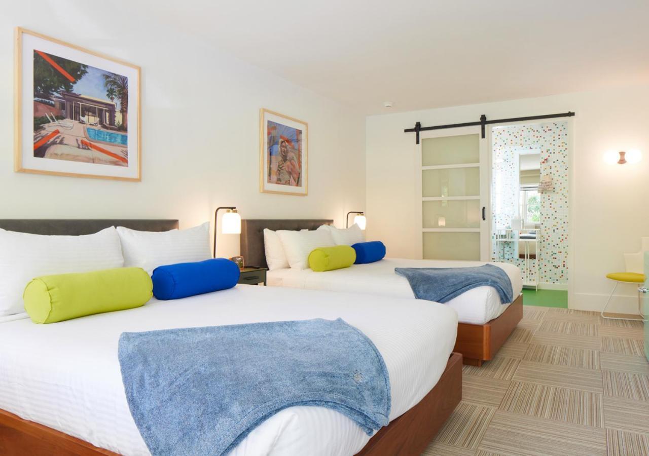 Little Mod Hotel At The University 샬러츠빌 외부 사진