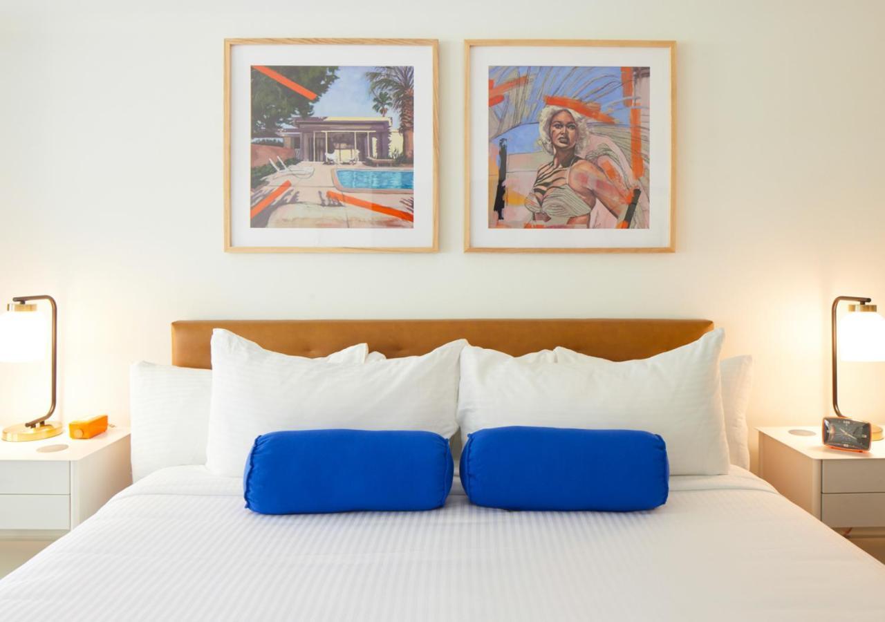 Little Mod Hotel At The University 샬러츠빌 외부 사진